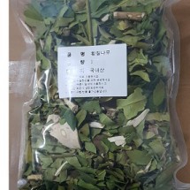 황칠나무/황칠나무잎/황칠진액/황기/녹각/당귀/황칠나무즙/대추/엄나무/겨우살이/감초/두충/봉령/작약/백작약/
